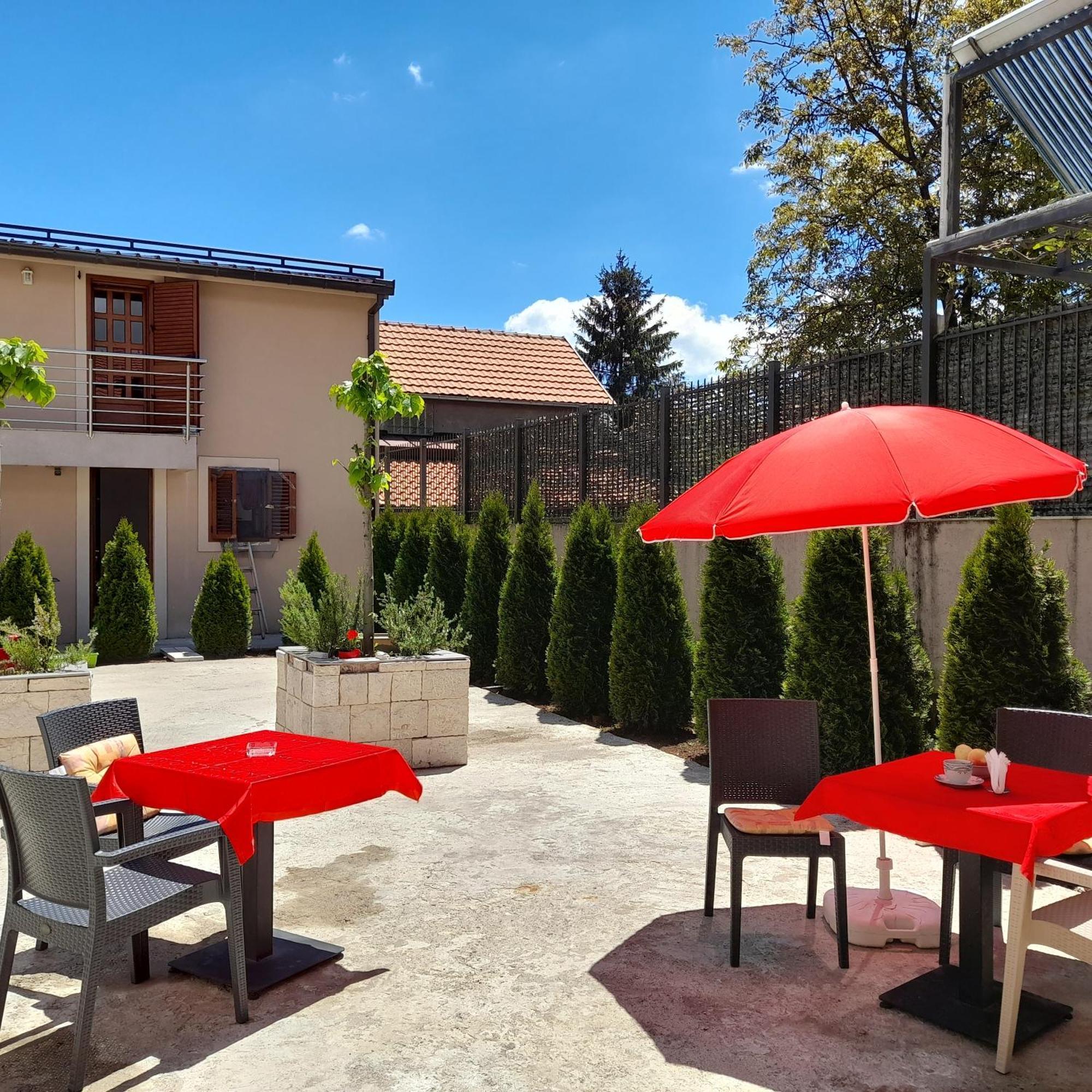 Tilia Hotel Cetinje Exterior foto